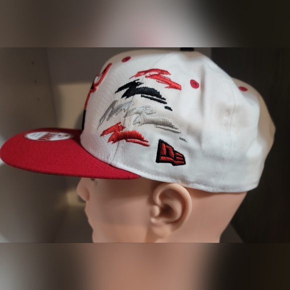 BNWT - Chicago Bulls Snapback Hat - Picture 8 of 8